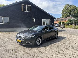 Avarii autoturisme Ford Mondeo MOTOR TIKT AUTOMAAT 1.5 NAVI CLIMA LED TREKHAAK B.J 11-2028 2018/11