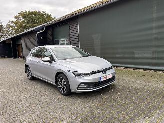 skadebil auto Volkswagen Golf 8 HYBRIDE 1.4 AUTOMAAT STYLE NAVI CLIMA CAMERA LED B.J 05-2021 2021/5
