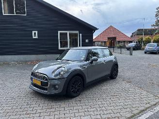 skadebil auto Mini One 1.5 EDITION CLIMA ABS STOELVERWARMING B.J 11-2018 2018/11