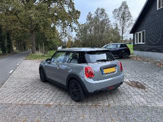 Mini One 1.5 EDITION CLIMA ABS STOELVERWARMING B.J 11-2018 picture 2