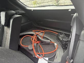 Audi A4 Avant HYBRIDE 2.0 S-LINE AUTOMAAT SPORT NAVI CLIMA LED PDC B.J 06-2019 picture 12