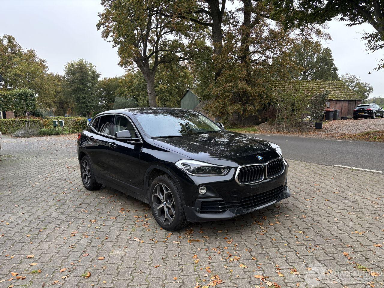 BMW X2 X2 SDRIVE18 SPORT NAVI CLIMA PDC LED B.J 07-2019 SCHROEFSCHADE