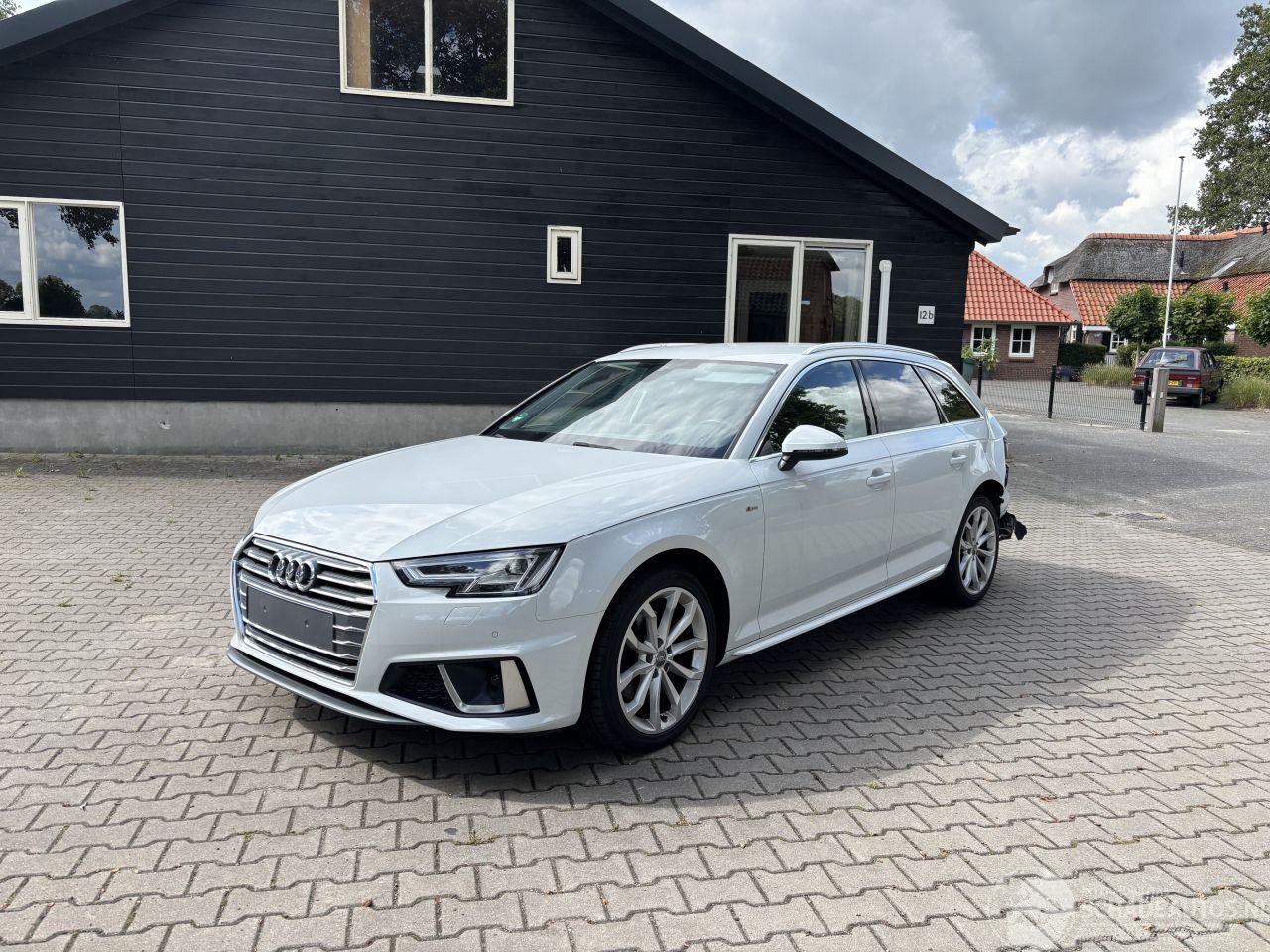 Audi A4 Avant 2.0 S-LINE HYBRIDE AUTOMAAT SPORT NAVI CLIMA LED PDC B.J 06-2019