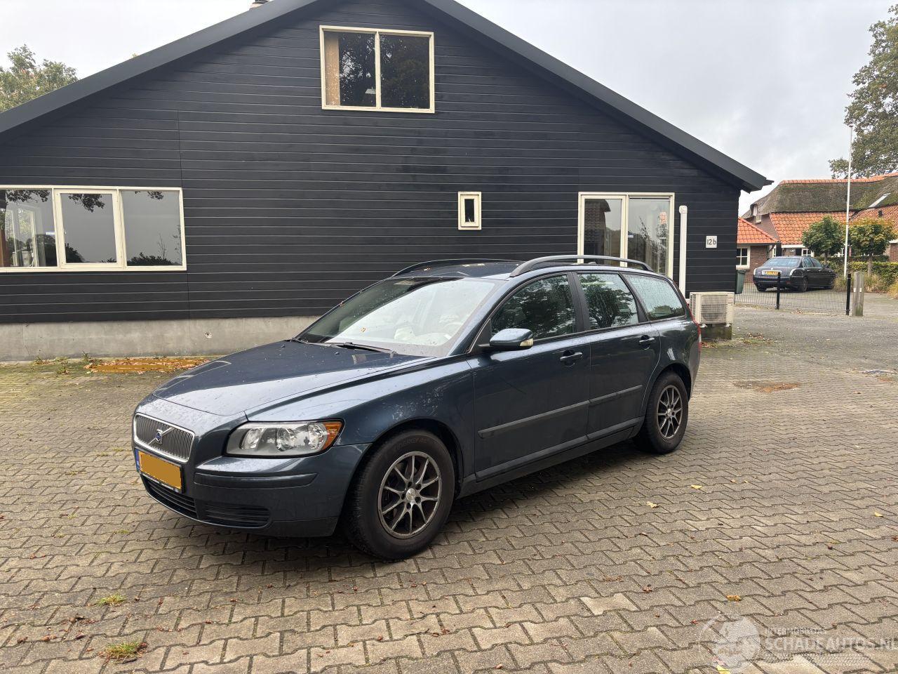 Volvo V-50 1.8 EDITION 125 PK AIRCO ABS TREKHAAK B.J 2005 Geen schade TOP Conditie