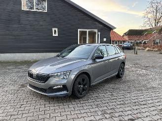 krockskadad bil auto Skoda Scala 1.5 AUTOMAAT PANO 150 PK MONTE CARLO NAVI CLIMA LED B.J 12-2022 2023/12