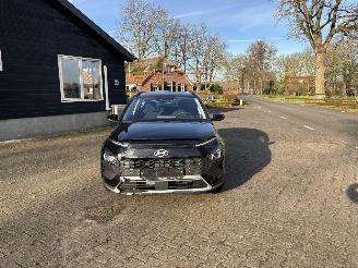 Hyundai Bayon AUTOMAAT NAVI CLIMA CAMERA LED B.J 11/2025 Lichte schade picture 7