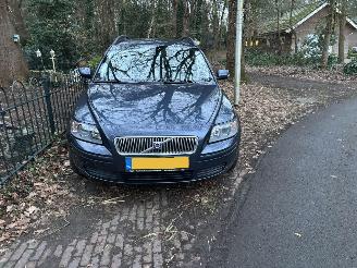 Volvo V-50 1.8 EDITION 125 PK AIRCO ABS TREKHAAK B.J 2005 Geen schade TOP Conditie picture 3