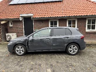 Volkswagen Golf 8 TSI 110 PK NAVI CLIMA CAMERA VIRTUEEL DASHBOARD B.J 2023 PLAATSCHADE picture 13