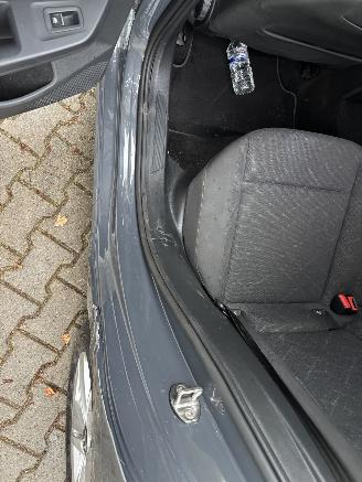 Volkswagen Golf 8 TSI 110 PK EDITION NAVI CLIMA CAMERA LED PDC B.J 2023 PLAATSCHADE picture 15