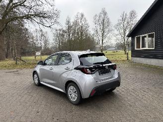 Toyota Yaris AUTOMAAT 1.5 HYBRIDE CLIMA CAMERA B.J 07-2022 picture 2