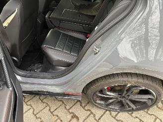 Volkswagen Golf GTI TCR 300 PK SPECIAL EDITION PANO LEER DYNO AUDIO NAVI CLIMA VIRT DASH B.J 2019 picture 28