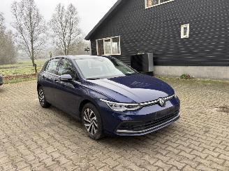skadebil auto Volkswagen Golf 8 GTE PLUG IN HYBRIDE AUTOMAAT STYLE NAVI CLIMA CAMERA LED B.J 2023 2023/10