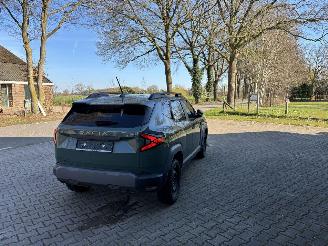 Dacia Duster AUTOMAAT HYBRIDE NAVI CLIMA CAMERA PDC LED B.J 12-2024 picture 2