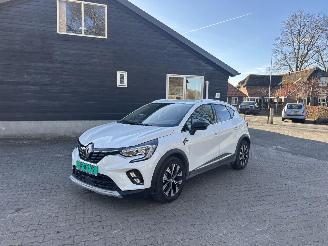 uszkodzony samochody osobowe Renault  1.6 E-tech Hybride AUTOMAAT NAVI CLIMA CAMERA B.J 2023 2023/1