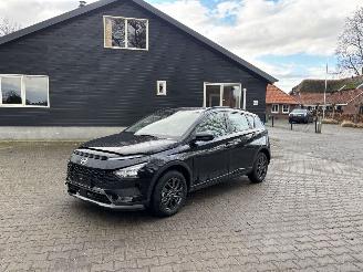 Unfallwagen Hyundai  AUTOMAAT 1.0 T-GDI AIRCO CAMERA B.J 2025 SCHROEFSCHADE 2025/11