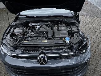 Volkswagen Golf 8.5 ETSI 1.5 HYBRIDE AUTOMAAT NAVI CLIMA CAMERA LED VIRT DASH TREKHAAK B.J 12-2024 picture 11