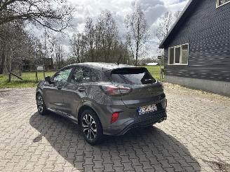 Schadeauto Ford Puma ST LINE NAVI CLIMA CRUISE STOELVERW B.J 2021 LICHTE SCHADE 2021/2