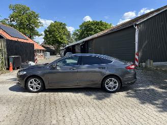 Ford Mondeo 1.5 AUTOMAAT NAVI CLIMA LED TREKHAAK B.J 2018 MOTORSCHADE MOTOR LOOPT picture 5