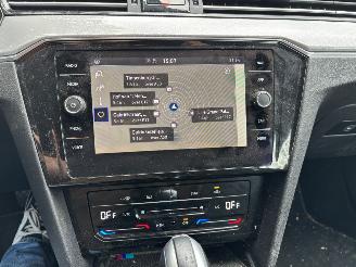 Volkswagen Passat VARIANT GTE 1.4 PLUG IN DSG NAVI CLIMA CAMERA LED CRUISE B>J 2022 picture 11