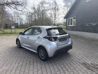 Mazda 2 AUTOMAAT HYBRIDE APP CLIMA CAMERA PDC STOELVERW B.J 7-2024 picture 4