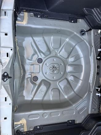 Toyota Yaris Cross 1.5 DYNAMIQ AIRCO CAMERA LED B.J 2022 Let op 6278 km picture 17