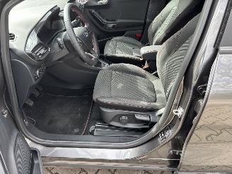 Ford Puma ST LINE NAVI CLIMA CRUISE STOELVERW B.J 2021 LICHTE SCHADE picture 10