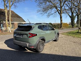 Dacia Duster AUTOMAAT 1.6 HYBRIDE NAVI CLIMA CAMERA PDC LED B.J 12-2024 picture 2