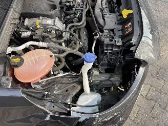 Ford Puma ST LINE 125 PK NAVI CLIMA PDC B.J 2021 schroefschade picture 19