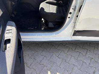 Dacia Sandero STEPWAY TCE 90 EDITION AIRCO CAMERA APP B.J 2025. PLAATSCHADE picture 14