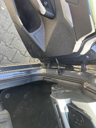 Volkswagen Golf 8 TSI NAVI CLIMA CAMERA VIRT DASH PDC PRIVACY GLASS B.J 2023 picture 12