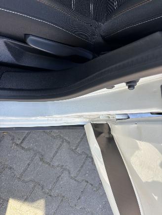 Dacia Sandero STEPWAY TCE AIRCO CAMERA LED PDC B.J 2025 picture 15
