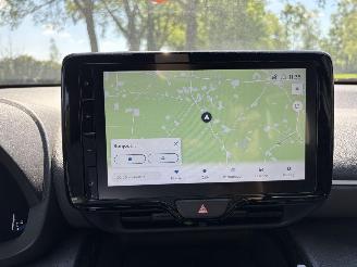 Toyota Yaris Cross HYBRIDE AUTOMAAT NAVI CLIMA CAMERA B.J 2023 picture 13