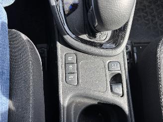Toyota Yaris Cross HYBRIDE 1.5 EDITION AUTOMAAT NAVI CLIMA CAMERA B.J 06-2024 picture 12