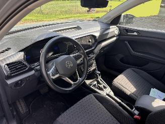 Volkswagen T-Cross TSI 110 PK AUTOMAAT NAVI CLIMA CAMERA VIRT DASH B.J 09-2023 picture 9
