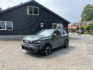 krockskadad bil auto Dacia Duster AUTOMAAT 1.6 HYBRIDE NAVI CLIMA CAMERA PDC LED B.J 12-2024 2024/12