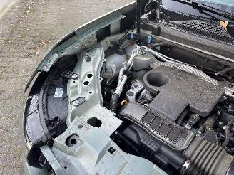 Dacia Duster AUTOMAAT 1.6 HYBRIDE NAVI CLIMA CAMERA PDC LED B.J 12-2024 picture 18