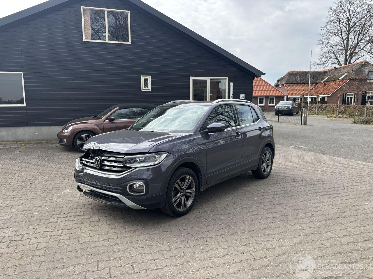 Volkswagen T-Cross TSI 110 PK STYLE NAVI CLIMA CAMERA VIRT DASH B.J 09-2022 PLAATSCHADE