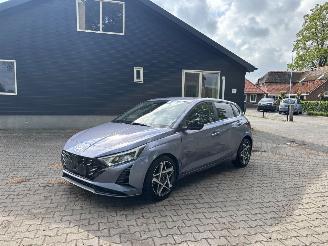 Hyundai I-20 AUTOMAAT 100 PK PREMIUM SPORT BOSE NAVI CLIMA CAMERA LED B.J 12-2024 2024/12