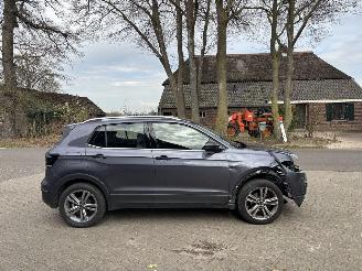Volkswagen T-Cross SI 110 PK STYLE NAVI CLIMA CAMERA VIRT DASH B.J 09-2022 PLAATSCHADE picture 17