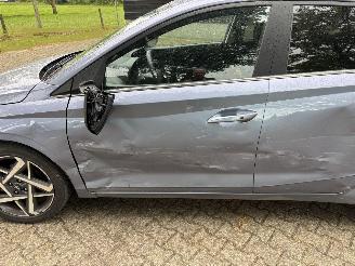 Hyundai I-20 AUTOMAAT 100 PK PREMIUM SPORT BOSE NAVI CLIMA CAMERA LED B.J 12-2024 picture 23