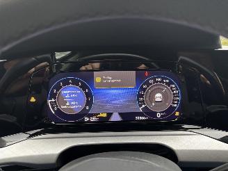 Volkswagen Golf TSI 110 PK NAVI CLIMA CAMERA LED PDC PRIVACY GLASS B.J 04-2023 picture 17