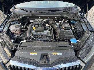 Skoda Octavia TSI AUTOMAAT HYBRIDE NAVI CLIMA VIRT DASH CAMERA TREKHAAK LED B.J 12-2024 picture 19
