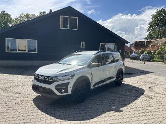 Dacia Jogger EXTREEM 110 PK NAVI CLIMA CAMERA 5 P B.J 06-2024 picture 15