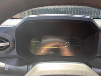 Dacia Duster AUTOMAAT 1.6 HYBRIDE NAVI CLIMA CAMERA PDC LED B.J 12-2024 picture 14