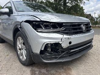 Volkswagen Tiguan AUTOMAAT 150 PK NAVI CLIMA CAMERA VIR DASHBOARD LED TREKHAAK B.J 2024 picture 20