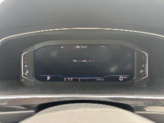 Volkswagen Tiguan AUTOMAAT 150 PK NAVI CLIMA CAMERA VIR DASHBOARD LED TREKHAAK B.J 2024 picture 12