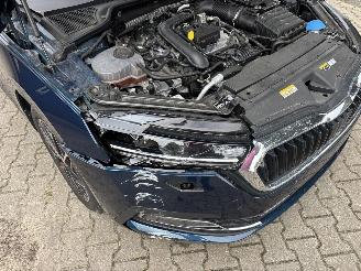 Skoda Octavia AUTOMAAT HYBRIDE NAVI CLIMA VIRT DASH CAMERA TREKHAAK LED B.J 12-2024 picture 17