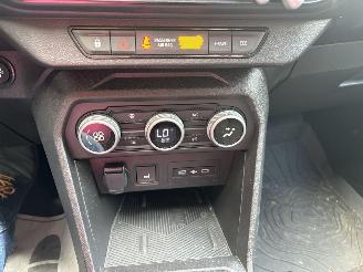 Dacia Jogger HYBRIDE AUTOMAAT 7 PERS EXTREEM NAVI CLIMA CAMERA CRUISE LED B.J 04-2026 picture 16