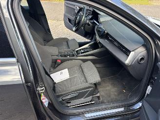Audi A3 30 TFSI HYBRIDE AUTOMAAT SPORT CLIMA LED B.J 03-2023 picture 18