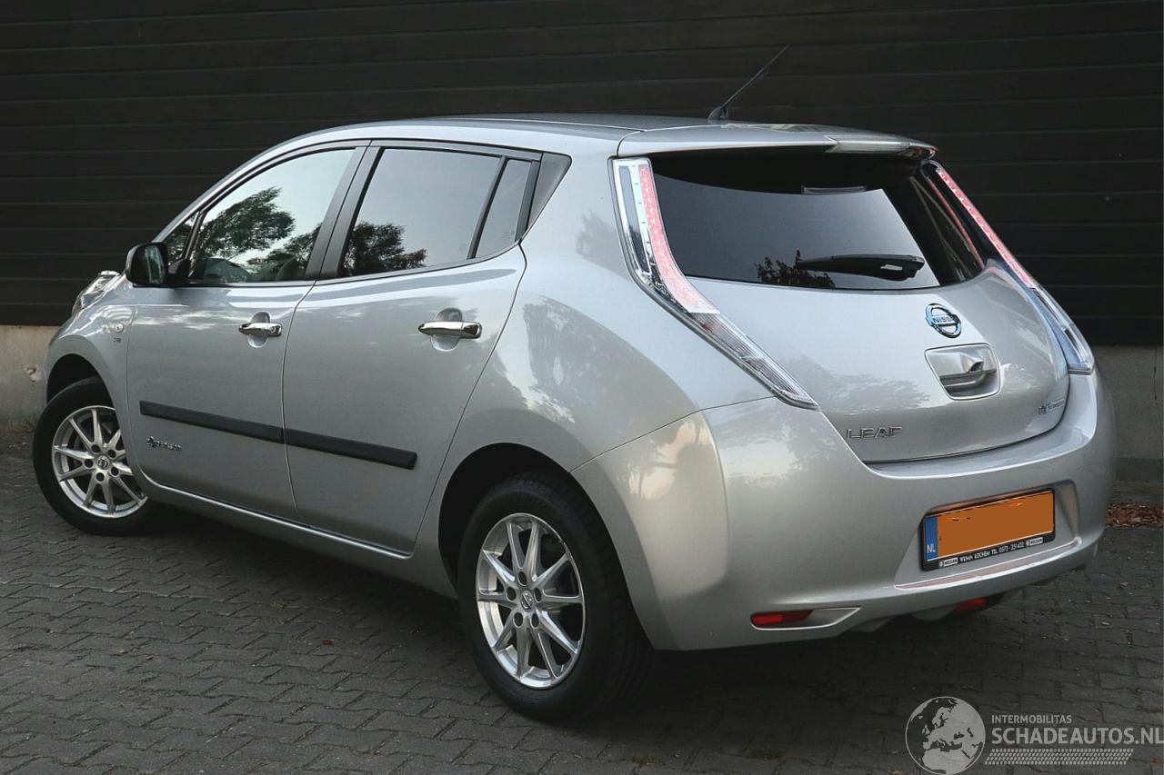 Nissan Leaf Navi Clima Camera lmv B.J 2012 geen schade